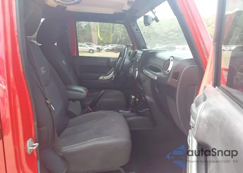 2014 Jeep Wrangler Unlimited Sahara из США, поврежденный, VIN 1C4BJWEG6EL300100